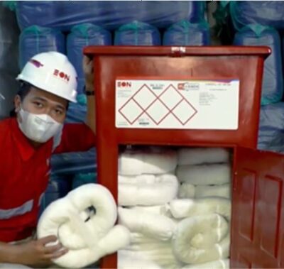 Oil Absorbent Boom Eon Oil Absorbent Boom Eon Atasi Tumpahan Aspal di Laut